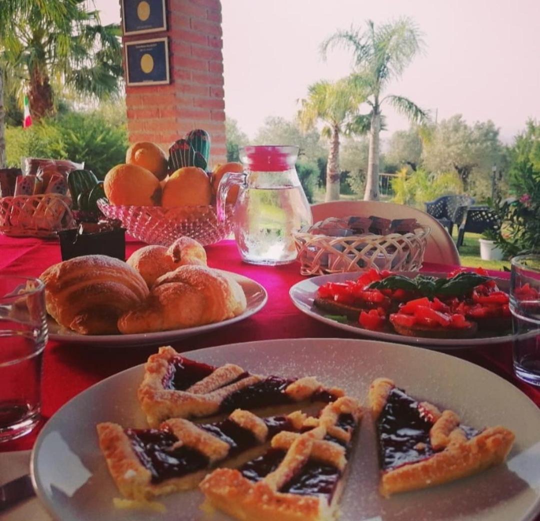 B&B Villa Molinari Restaurant E Baby Park กัมปาญา ภายนอก รูปภาพ